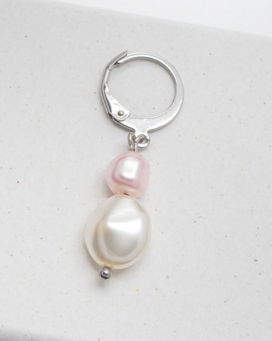 Giovedì | Handmade Stainless Steel Vegan Pearl Huggie Hoops in Baby Pink & Cream